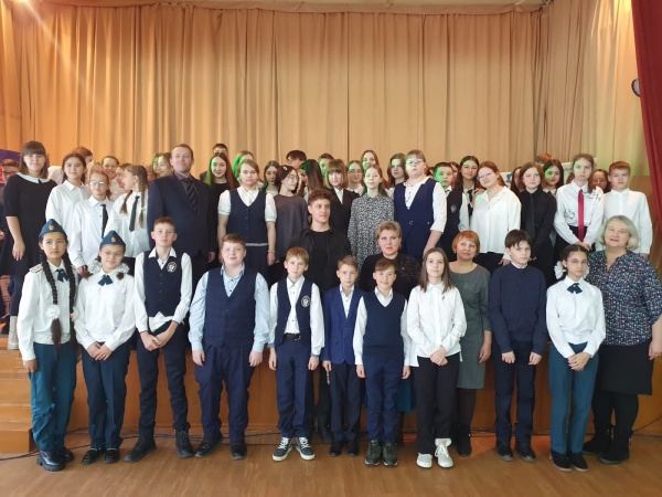 Расширяя границы общения: встреча с французским исследователем в школе №2