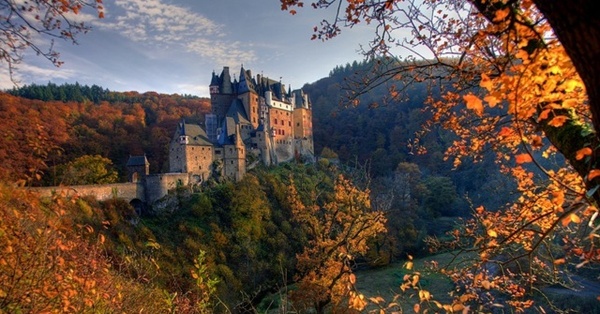 Приглашаем на Декламационный конкурс «Herbstgedichte»!